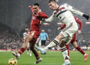 Setan Merah Akhiri Kutukan Gol di Anfield!