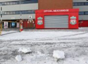 Pertandingan Liverpool vs Manchester United Terancam Ditunda akibat Salju Lebat