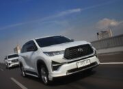 Spesifikasi dan harga mobil Toyota Innova Zenix 2.0 Hybrid tahun 2025