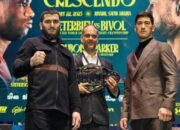 Menang Atau Lupakan Trilogi Artur Beterbiev vs Dmitry Bivol!